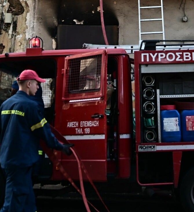 Άρτα: Άνδρας έπεσε από μπαλκόνι - Στο ίδιο σπίτι ξέσπασε φωτιά