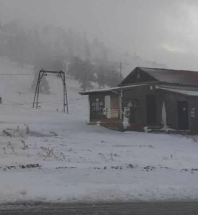 Έπεσαν τα πρώτα χιόνια σε Πισοδέρι και Βασιλίτσα