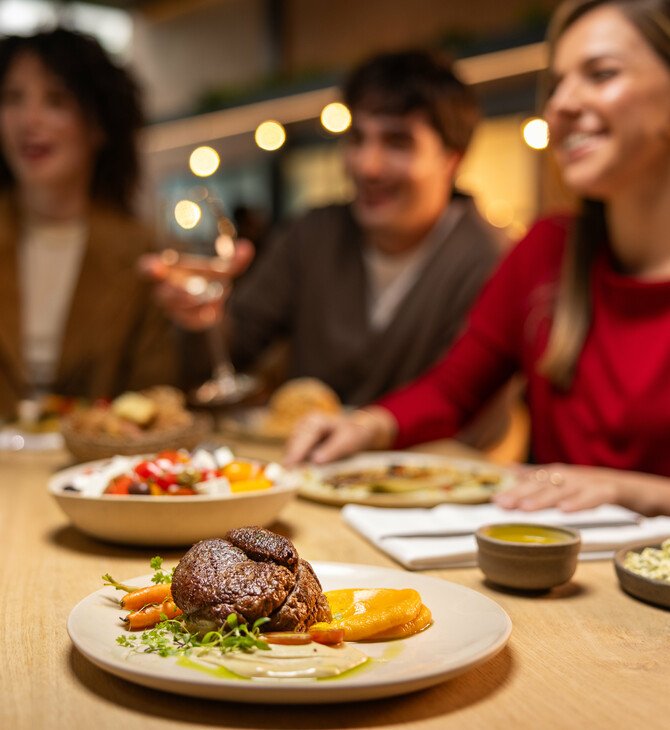 Νέες γεύσεις, νέες ιστορίες: Το Around the Table σε καλεί να εξερευνήσεις την Αθήνα αλλιώς