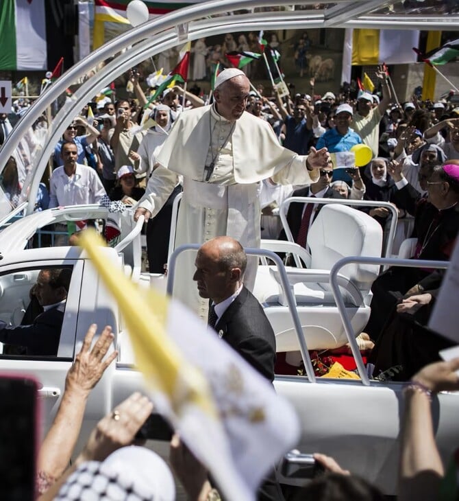 Το όχημα του Πάπα Φραγκίσκου μετατρέπεται σε κινητή κλινική για τα παιδιά της Γάζας