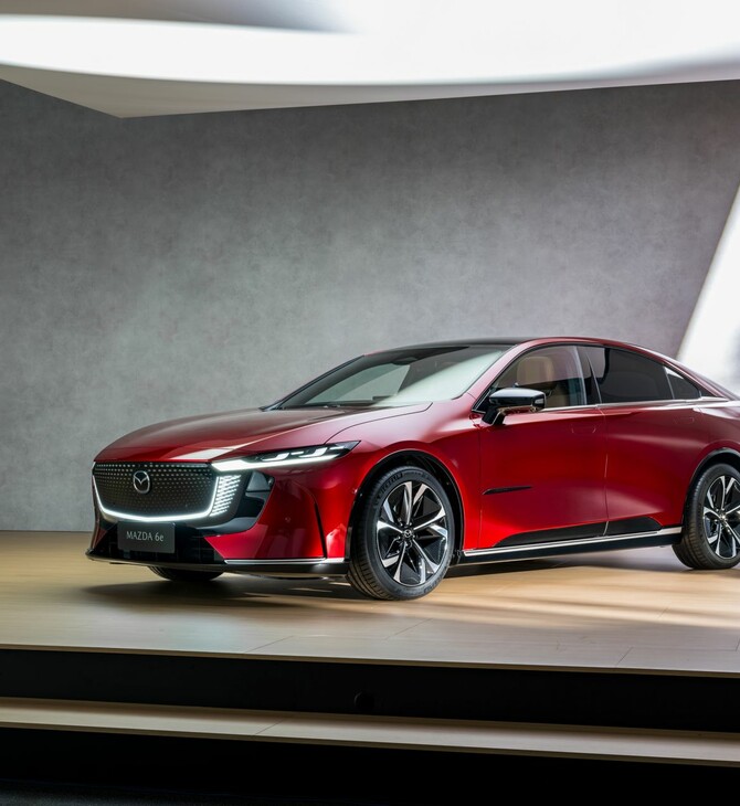 Η «ήσυχη» πολυτέλεια του νέου Mazda 6e