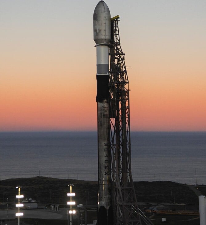 ΕΛΛΗΝΙΚΟΣ ΝΑΝΟΔΟΡΥΦΟΡΟΣ ΚΑΛΙΦΟΡΝΙΑ SPACE X