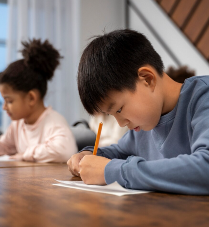 Η Βόρεια Κορέα καθιερώνει τα ρωσικά ως υποχρεωτικό μάθημα από το δημοτικό