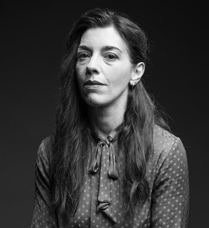 Η Λουκία Μιχαλοπούλου διαβάζει το ποίημα «Daddy» της Σίλβια Πλαθ