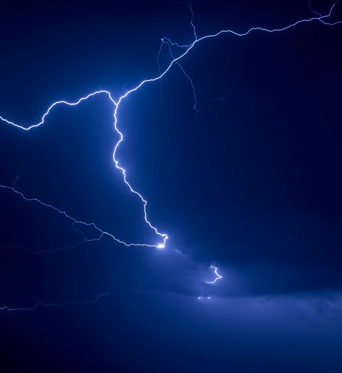 Σε πλήρη εξέλιξη το σφοδρό κύμα κακοκαιρίας Adel - Πού συνεχίζονται σήμερα και αύριο τα επικίνδυνα φαινόμενα