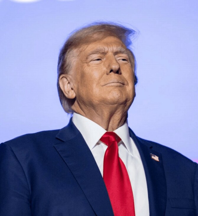 Ο Τραμπ ακυρώνει τα εκτελεστικά διατάγματα του Μπάιντεν που δεν φέρουν τη φυσική υπογραφή του 