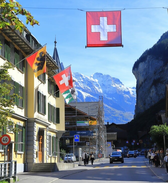 ΕΛΒΕΤΙΑ ΔΗΜΟΨΗΦΙΣΜΑ ΦΟΡΟΛΟΓΗΣΗ ΠΛΟΥΣΙΩΝ