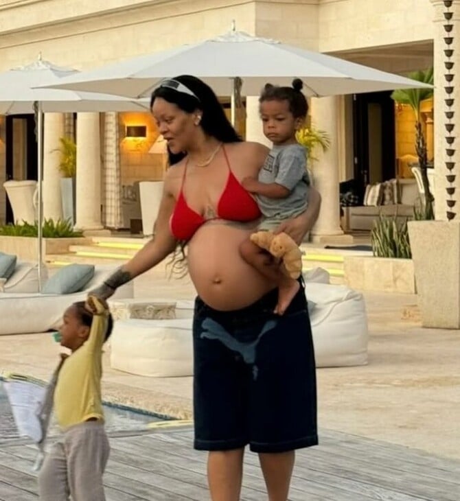 Η Rihanna δημοσίευσε σπάνιες φωτογραφίες με τα παιδιά της