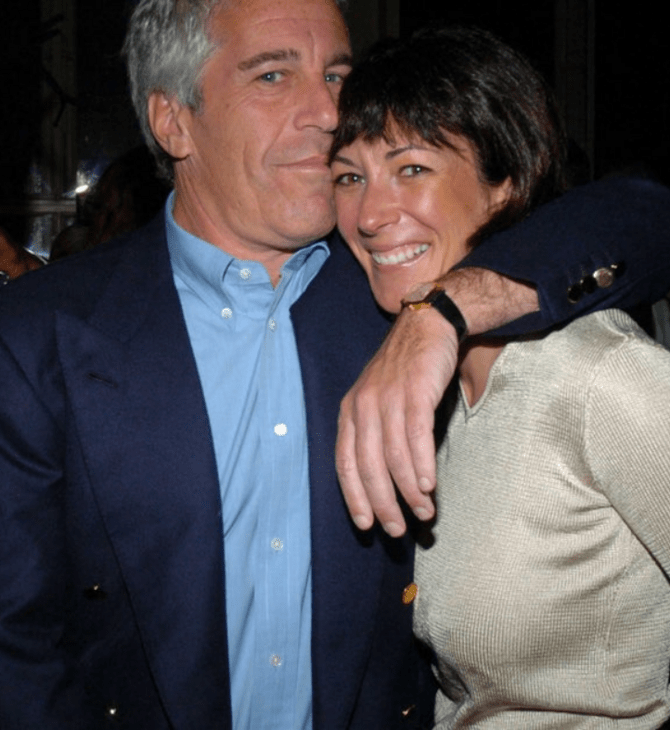 Από τη «Λολίτα» στο «Λολίτα εξπρές»: Η σχέση του Έπσταϊν με τον εκδότη του περιβόητου βιβλίου του Ναμπόκοφ