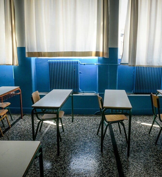 ΛΟΥΤΡΑΚΙ ΔΑΣΚΑΛΑ ΘΩΠΕΙΑ ΑΝΗΛΙΚΟΣ