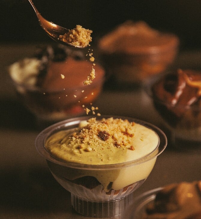 Choureal: Το προφιτερόλ έγινε ιεροτελεστία