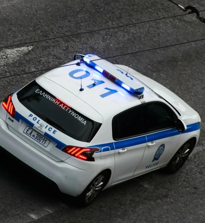 Αιγάλεω: 52χρονος περιφερόταν γυμνός έξω από δημοτικό σχολείο της περιοχής