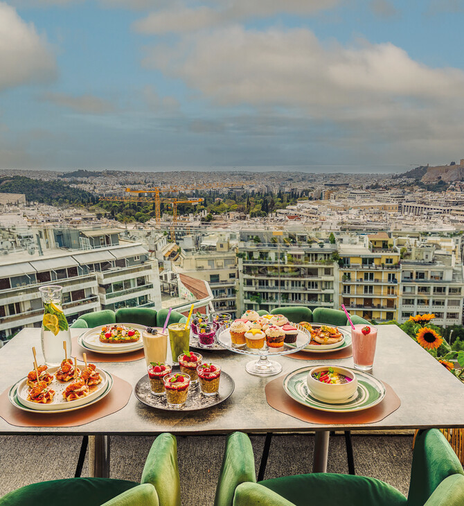 ΕΠΕΞ La Suite Rooftop Restaurant: Το πιο κυριακάτικο ραντεβού της Αθήνας έχει φόντο τον Λυκαβηττό