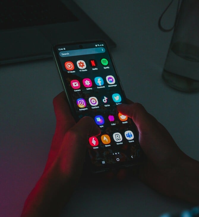 Η Meta αρχίζει να μπλοκάρει ανήλικους στην Αυστραλία από Instagram και Facebook