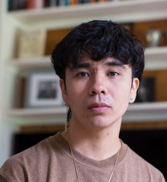 Ocean Vuong: Το best seller μυθιστόρημα «On Earth We’re Briefly Gorgeous» μεταφέρεται στη μεγάλη οθόνη 