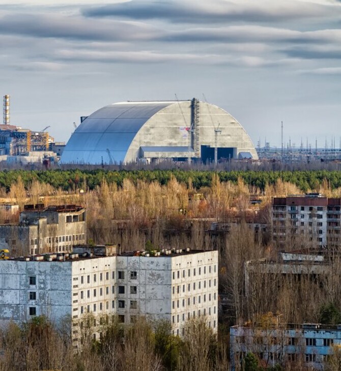 Ουκρανία: Η σαρκοφάγος του κατεστραμμένου πυρηνικού εργοστασίου στο Τσερνόμπιλ έχει υποστεί ζημιά 