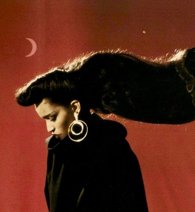 Farida Khelfa: Η μούσα του Gaultier και του Alaïa βγάζει στο σφυρί το παρελθόν της 