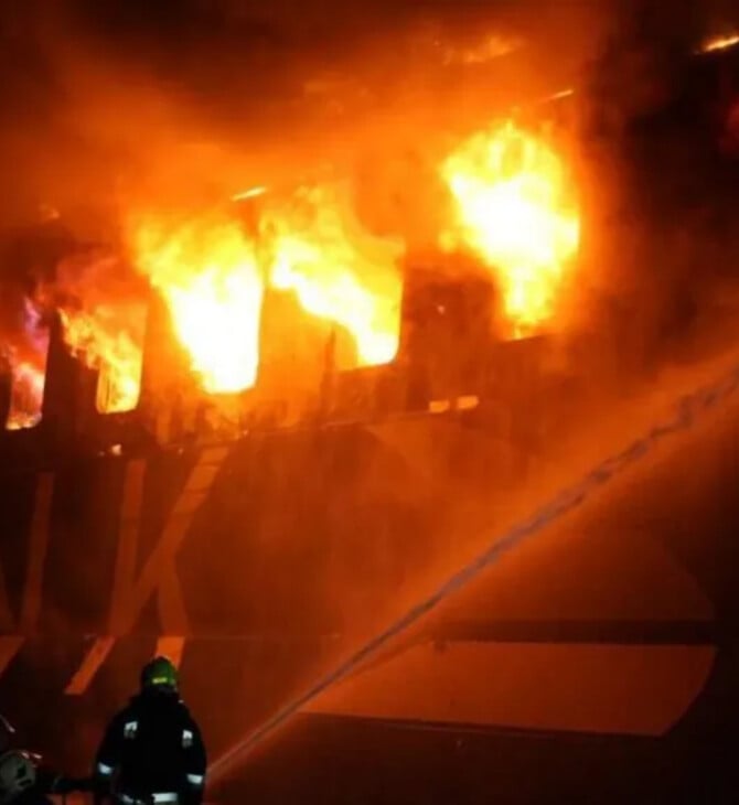 Οδησσός: Μεγάλη φωτιά σε τουρκικό ferry boat μετά από πλήγμα 