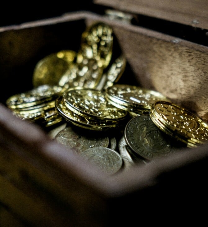 Σκάνδαλο ΟΠΕΚΕΠΕ: Στους 16 οι συλληφθέντες – Βρέθηκαν χιλιάδες ευρώ και χρυσές λίρες