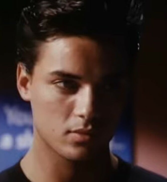 ΔΙΑΦΗΜΙΣΗ ΓΥΝΑΙΚΕΣ