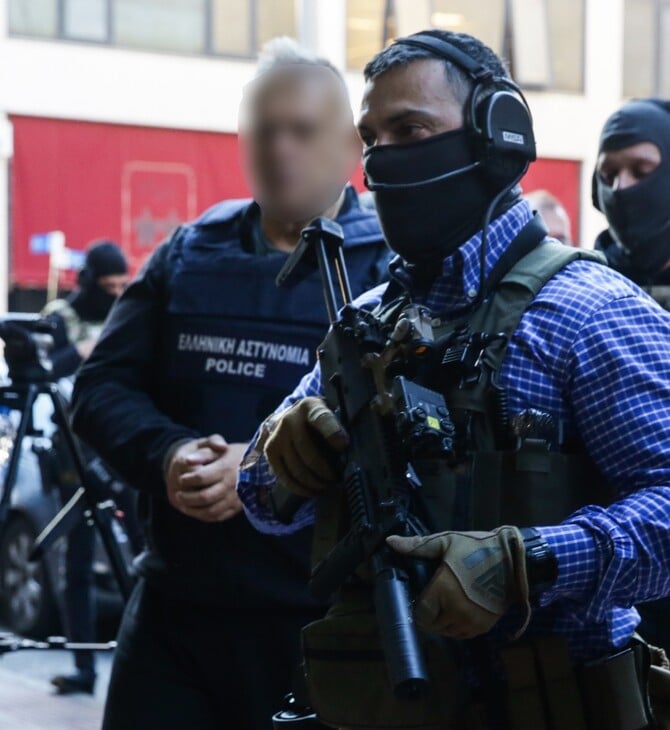 ΕΛΛΗΝΑΣ ΕΣΚΟΜΠΑΡ ΚΟΚΑΙΝΗ ΕΠΙΧΕΙΡΗΣΗ ΙΠΑΛΛΟΣ