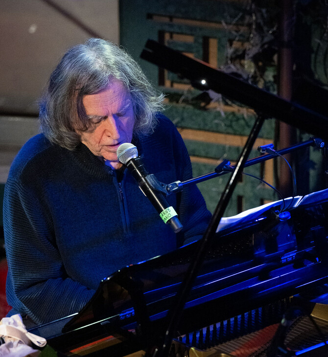 «Αιώνιος Άνεμος»: Μια ξεχωριστή μουσική και ποιητική βραδιά στο THEATRE OF THE NO