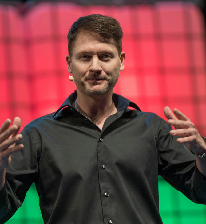 ΜΠΡΑΙΑΝ ΤΖΟΝΣΟΝ ΑΘΝΑΣΙΑ ΥΓΕΙΑ ΑΝΘΡΩΠΟΙ