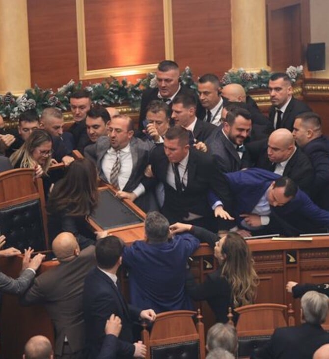 Αλβανία: Επεισόδια στο κοινοβούλιο 