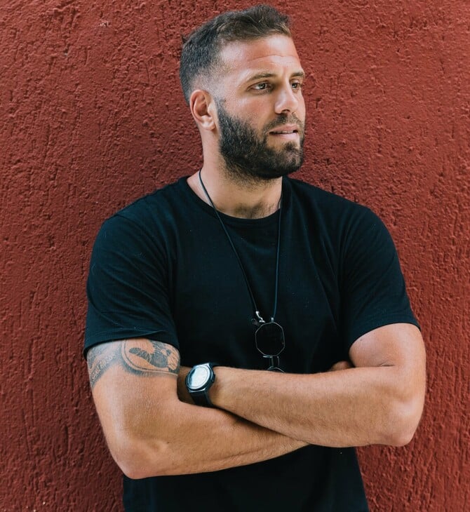 O ευρωβουλευτής Νίκος Παππάς και το δόγμα «αρκεί να πιάνει ποντίκια»