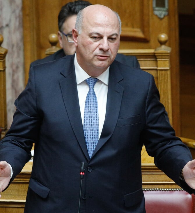 ΑΓΡΟΤΕΣ ΚΩΣΤΑΣ ΤΣΙΑΡΑΣ