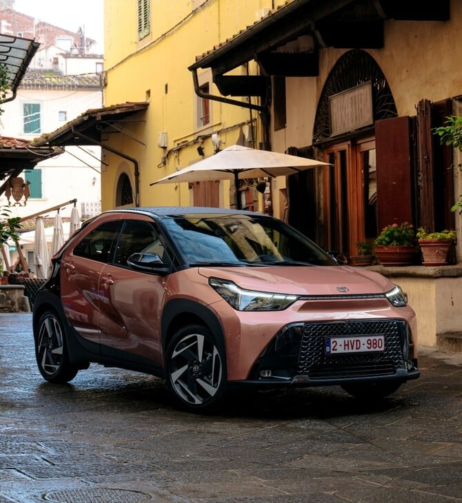 Οδηγούμε το νέο Toyota Aygo X Hybrid στη Φλωρεντία