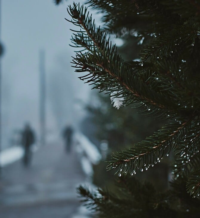 Χριστούγεννα 2025: Κακοκαιρία με καταιγίδες, κρύο και χιόνια - Κορύφωση της επιδείνωσης Τετάρτη και Πέμπτη