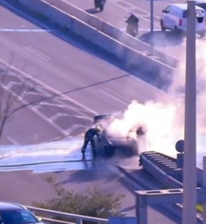 ΦΩΤΙΑ ΠΟΣΕΙΔΩΝΟΣ ΑΥΤΟΚΙΝΗΤΟ ΔΙΑΚΟΠΗ ΚΥΚΛΟΦΟΡΙΑΣ