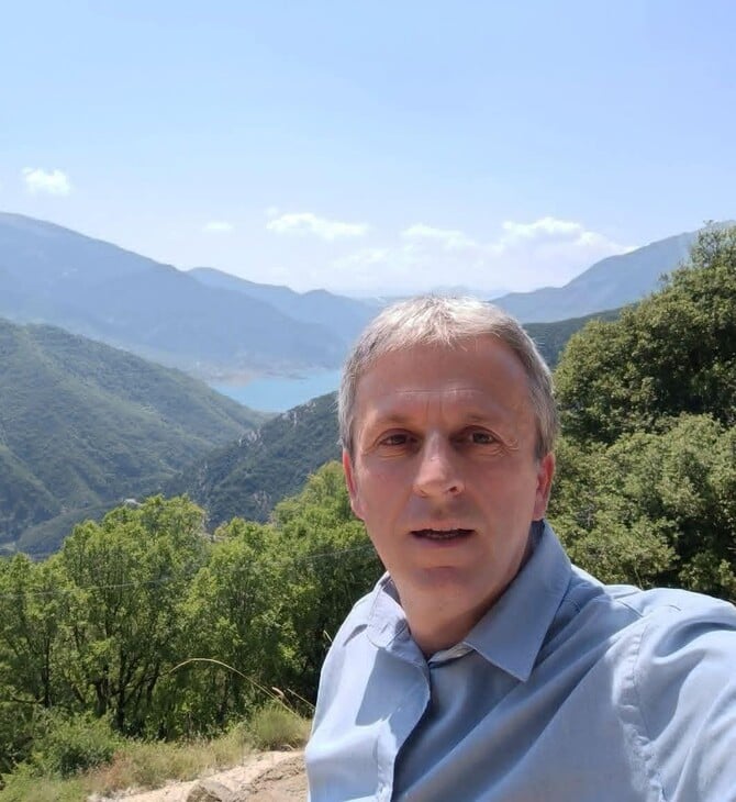 «Ακουγόταν ρομαντικό, αλλά δεν κάναμε πίσω»