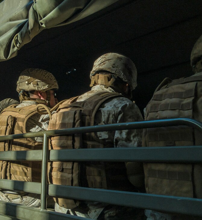 ΒΡΕΤΑΝΙΑ ΣΤΡΑΤΟΣ ΕΝΟΠΛΕΣ ΔΥΝΑΜΕΙΣ ΘΗΤΕΙΑ