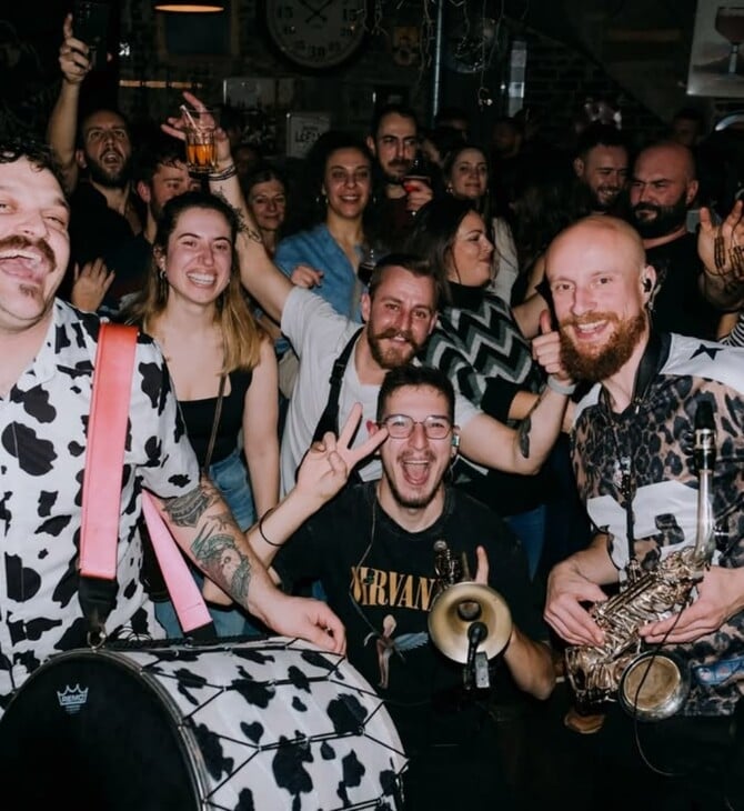 ΦΛΩΡΙΝΑ ΔΗΜΑΡΧΟΣ BANDA ENTOPICA