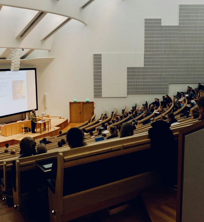 ΑΙΩΝΙΟΙ ΦΟΙΤΗΤΕΣ ΔΙΑΓΡΑΦΗ ΠΑΡΑΤΑΣΗ ΣΠΟΥΔΩΝ