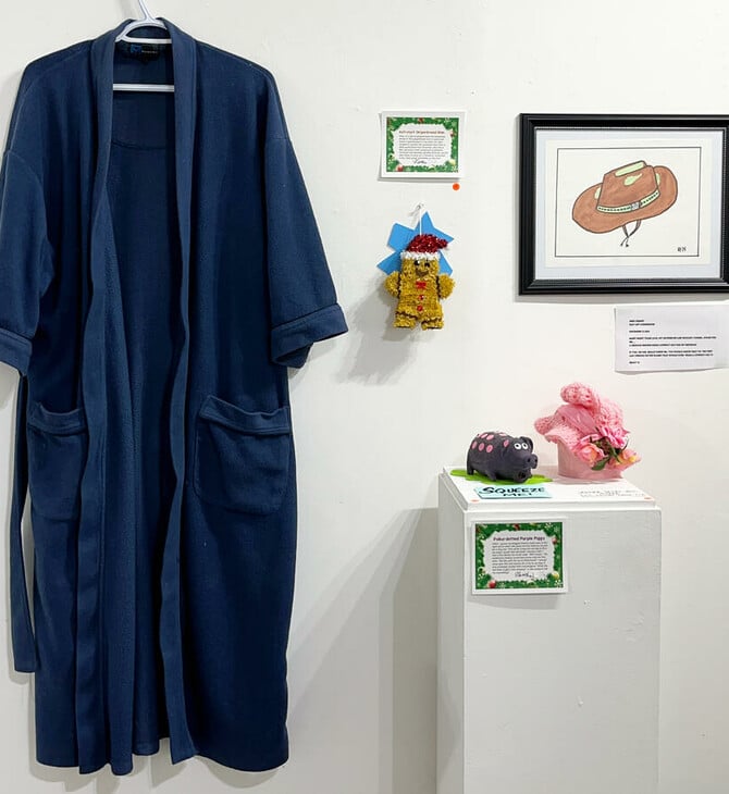 Άνοιξε το Museum of Bad Gifts στο Τορόντο - «Εκεί όπου τα αμήχανα δώρα βρίσκουν τη θέση τους»