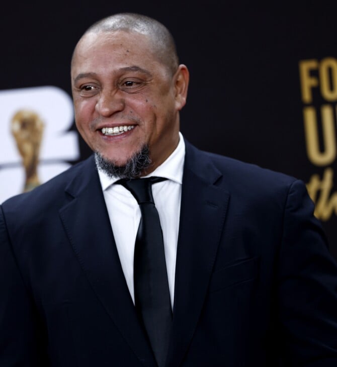 ΡΟΜΠΕΡΤΟ ΚΑΡΛΟΣ ΠΟΔΟΣΦΑΙΡΙΣΤΗΣ