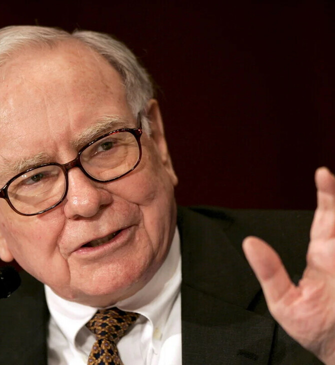 Ο Γουόρεν Μπάφετ συνταξιοδοτείται ύστερα από 60 χρόνια στον επιχειρηματικό κόσμο