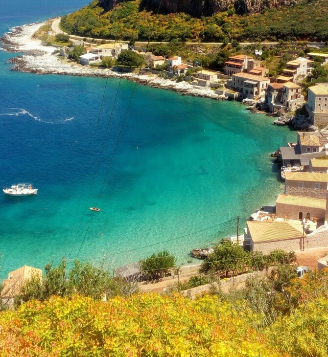 Η περιοχή της Ελλάδας που βρίσκεται στη λίστα με τους κορυφαίους προορισμούς του Forbes για το 2026