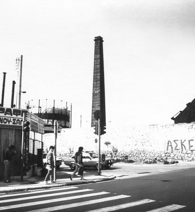 Γκάζι: Από εργατική συνοικία, «λούνα παρκ» της νύχτας