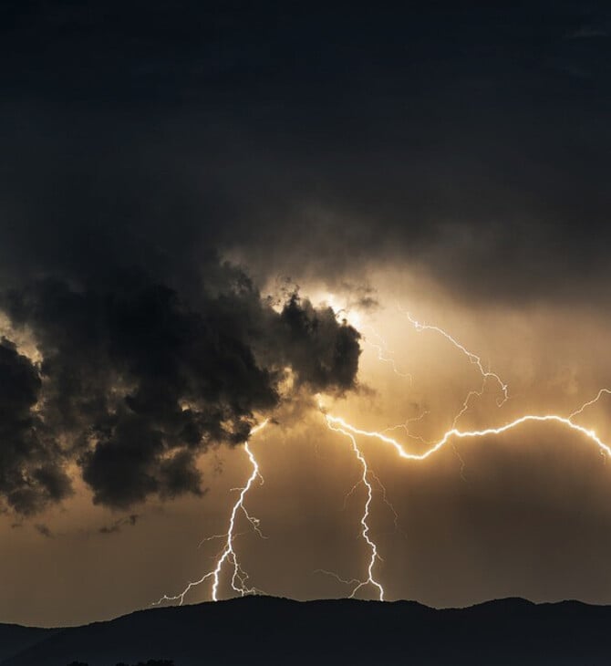 Καιρός: Επικαιροποιήθηκε το έκτακτο της ΕΜΥ - Κόκκινη προειδοποίηση για ισχυρά και έντονα φαινόμενα