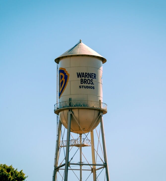 Η Warner Bros απάντησε επίσημα στην Paramount για την προσφορά εξαγοράς της - «Ανεπαρκής» 