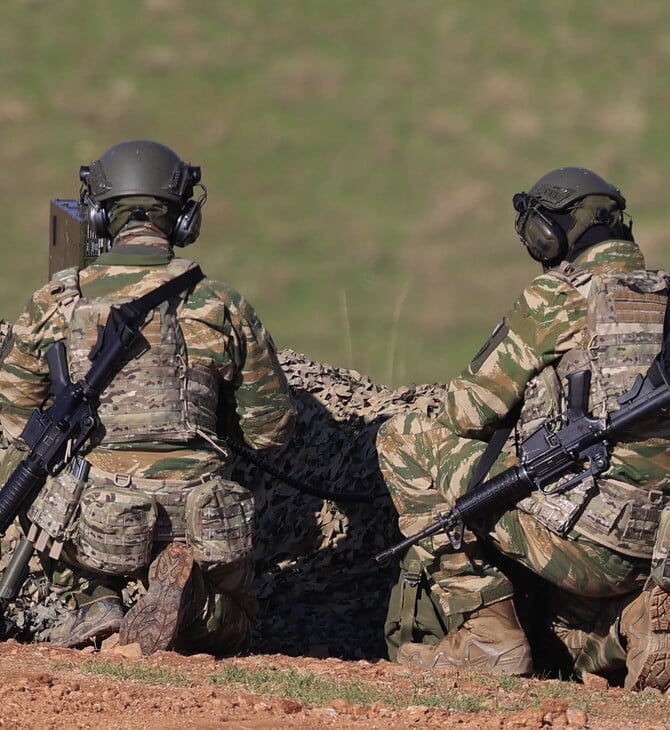 ΕΝΟΠΛΕΣ ΔΥΝΑΜΕΙΣ ΣΤΡΑΤΟΣ ΘΗΤΕΙΑ ΓΥΝΑΙΚΕΣ ΑΝΑΒΟΛΗ