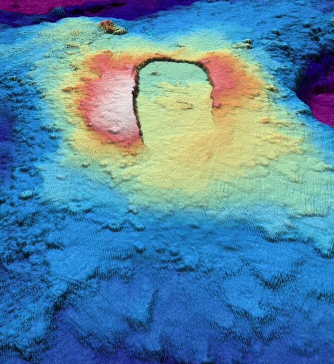 ΣΚ - Σε επιφυλακή οι επιστήμονες: Το υποθαλάσσιο ηφαίστειο Axial Seamount αναμένεται τελικά να εκραγεί το 2026