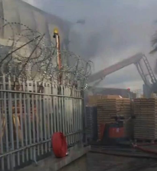 Κορωπί: Αποπνικτική η ατμόσφαιρα από τη φωτιά - Πυκνός καπνός στην περιοχή 