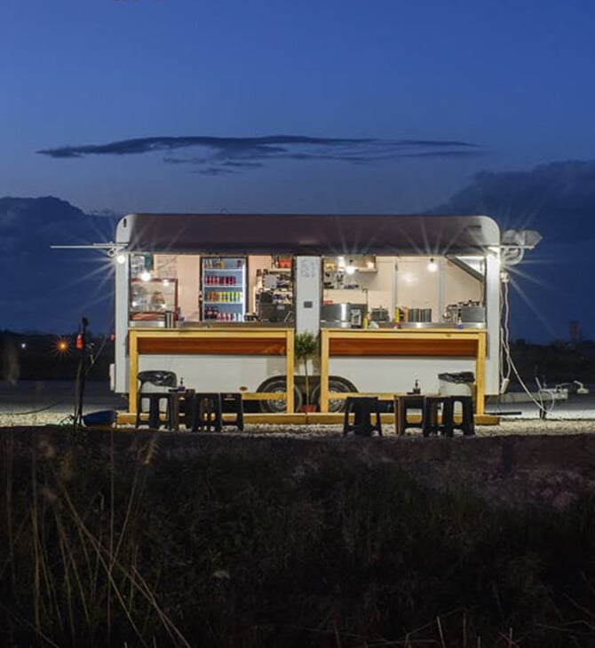 Εκτός έδρας