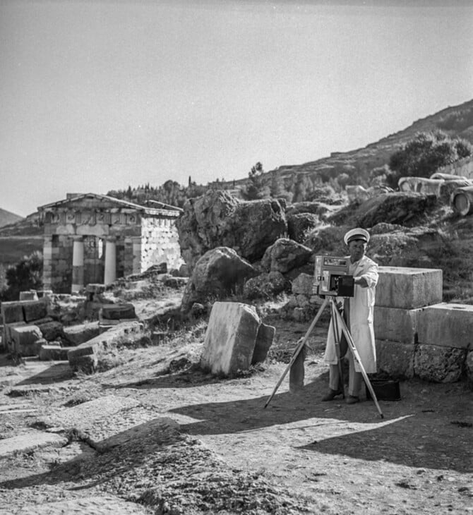 Το απολλώνιο φως των Δελφών με τον φακό του Robert McCabe