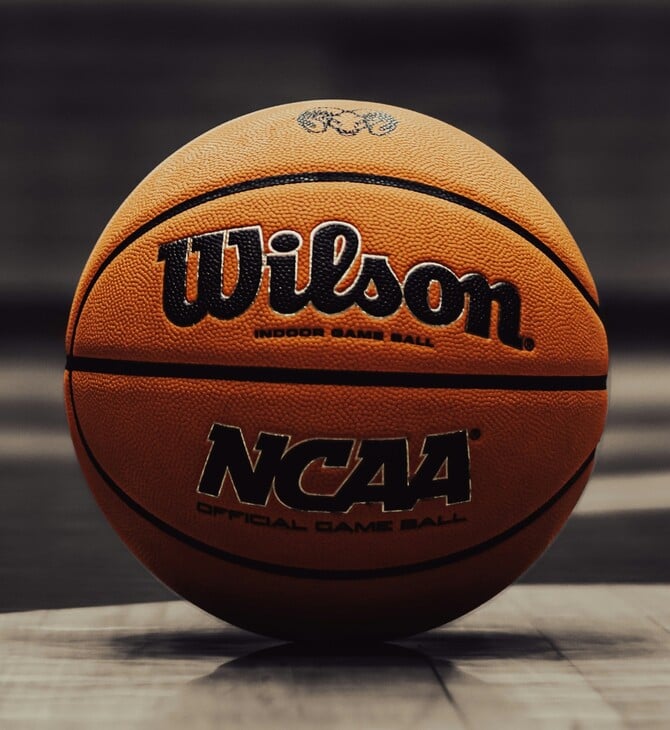 ΜΠΑΣΚΕΤ ΚΟΛΕΓΙΟ ΗΠΑ ΣΚΑΝΔΑΛΟ